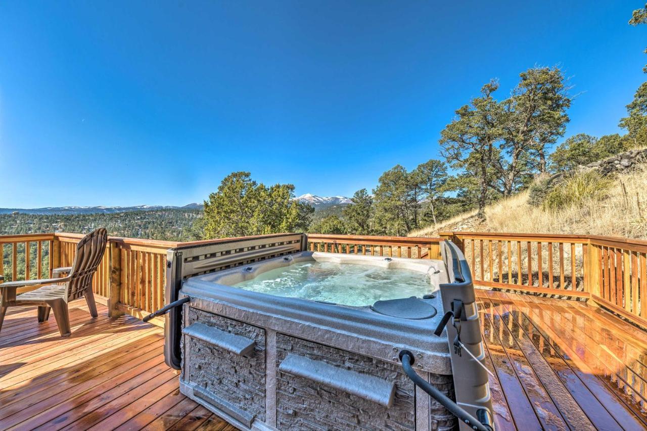 Mountains Majesty Cabin With Hot Tub And Mtn Views! Villa Ruidoso Exterior foto